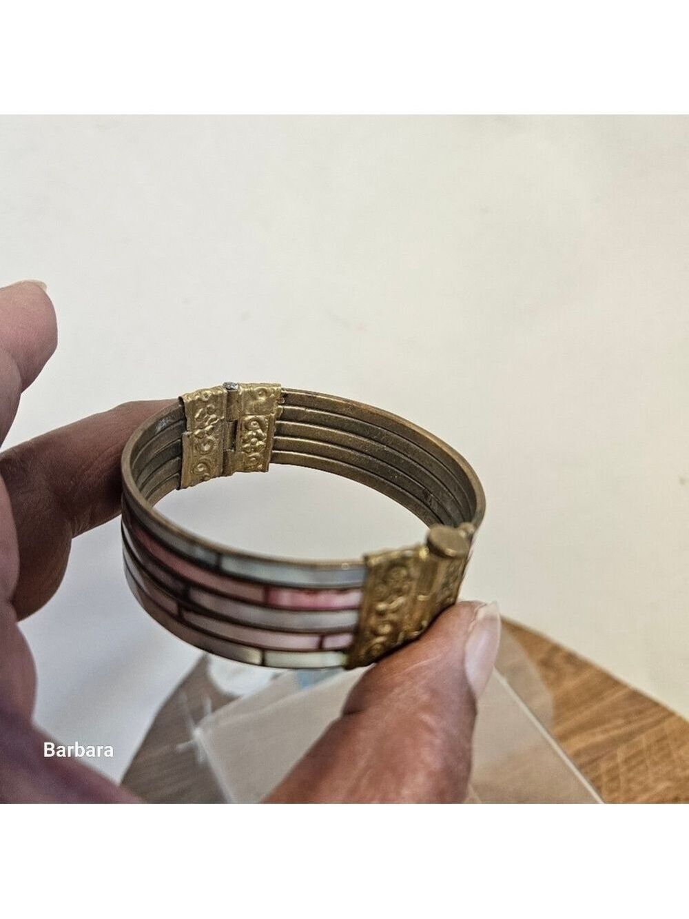Vintage Inlaid Mother of Pearl and Brass Hinged Bracelet - Picture 4 of 8